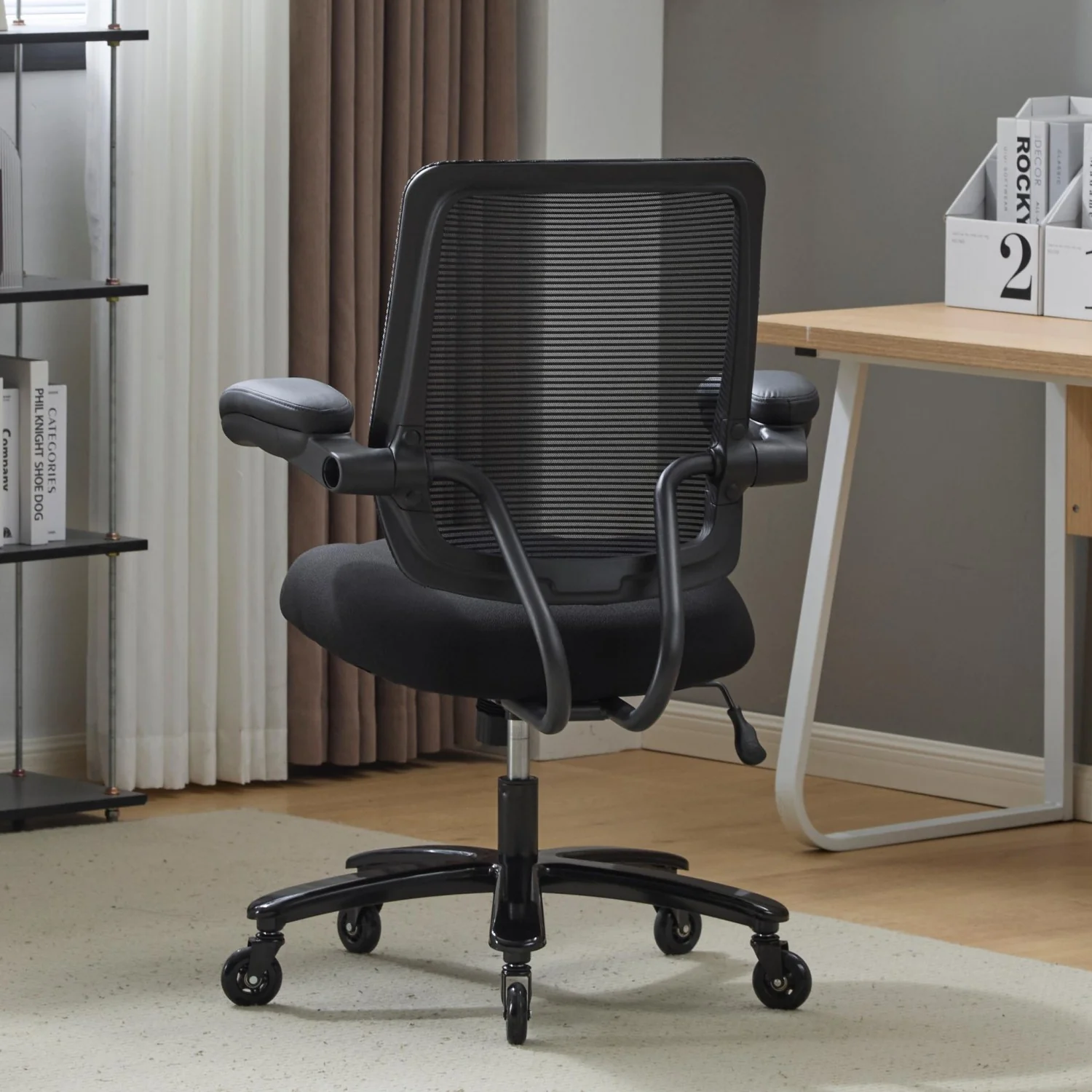 B1 Heavy Duty Chair 500lbs with Flip Armrests - Image 4