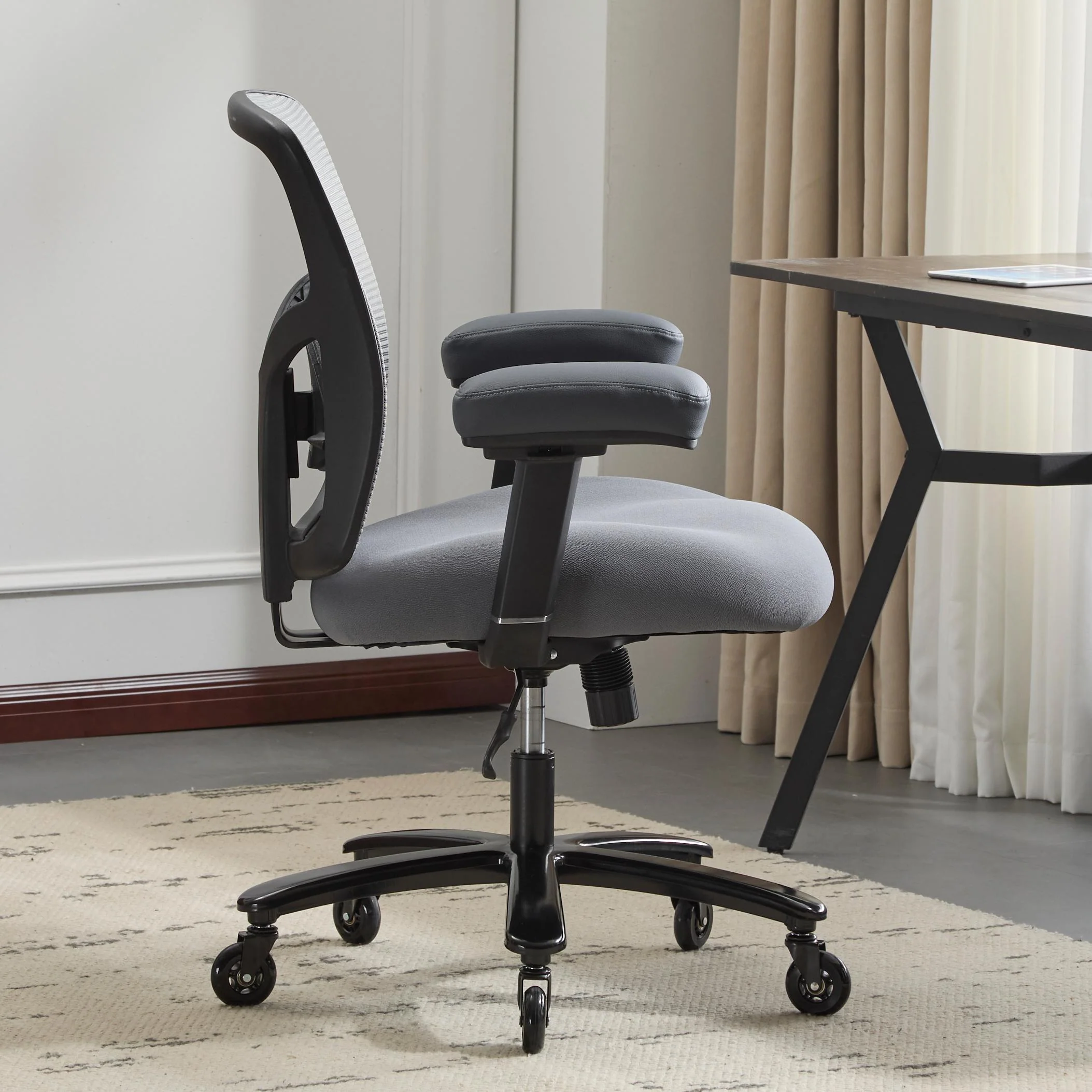 B3 Heavy Duty Chair with Adjustable Armrests - Image 13