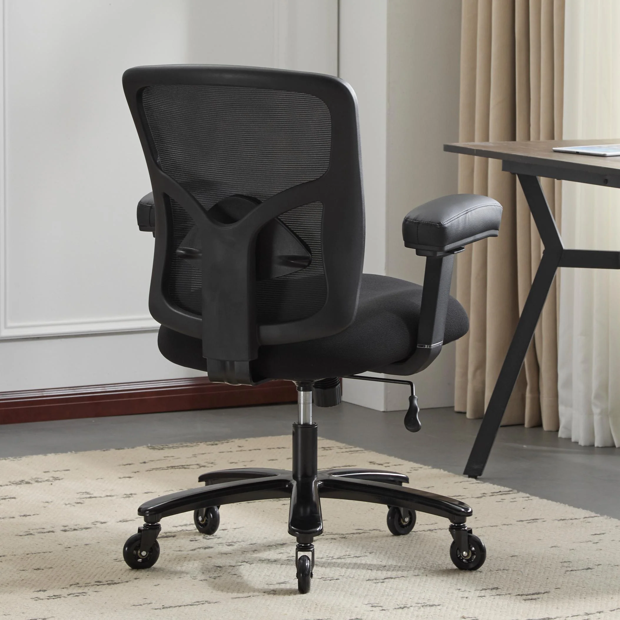 B3 Heavy Duty Chair with Adjustable Armrests - Image 4