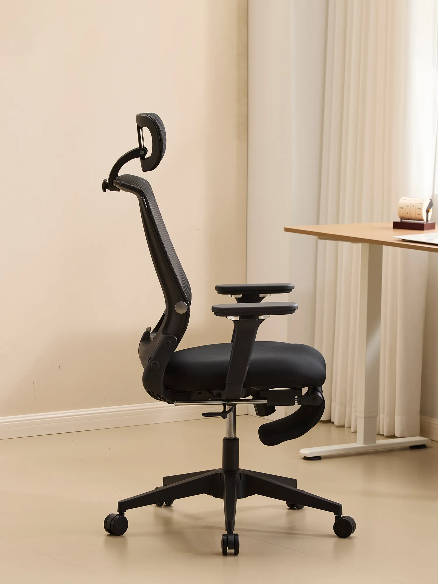 S4 Ergonomic Desk Chair with Foldable Backrest - Image 19