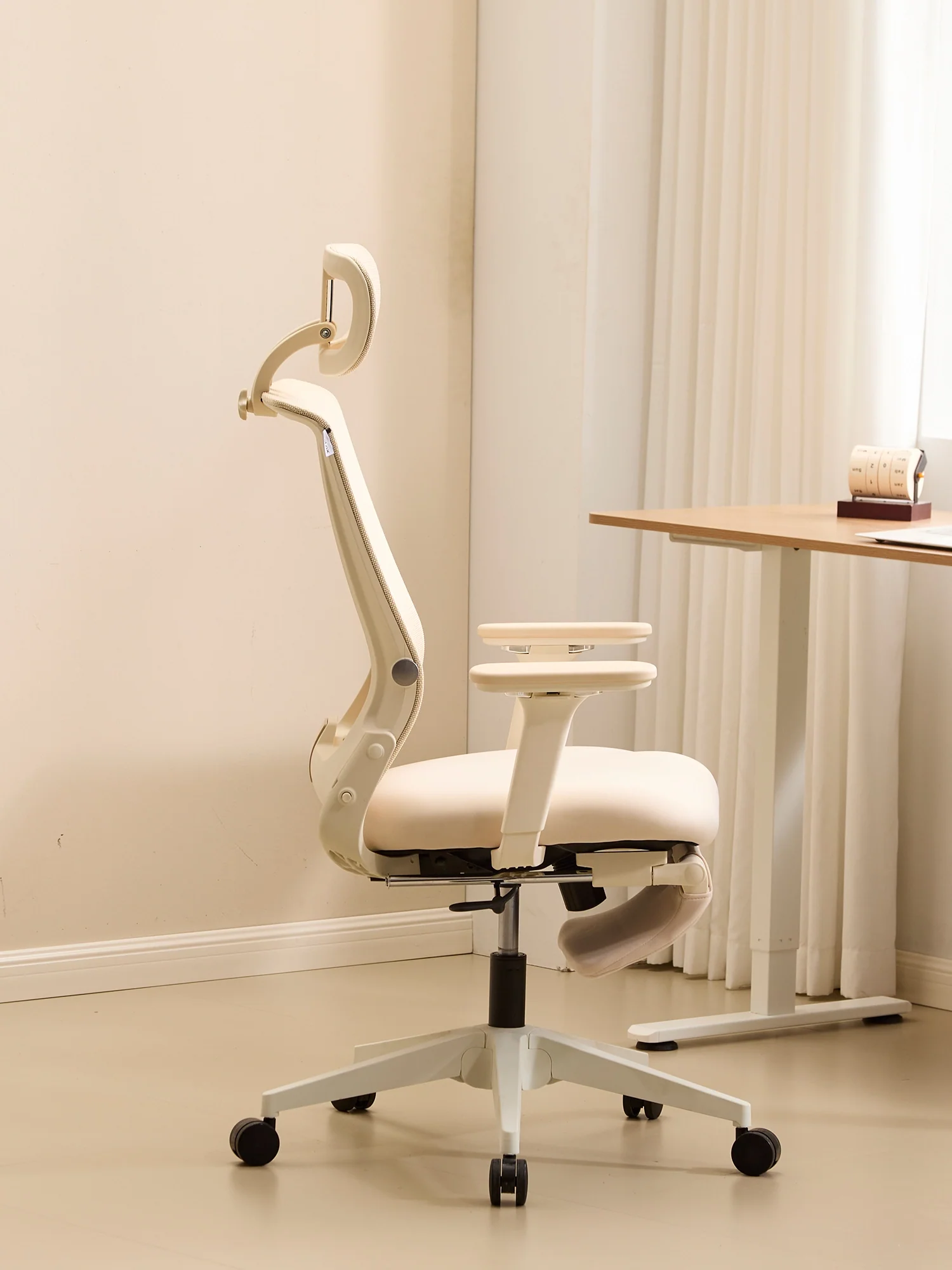 S4 Ergonomic Desk Chair with Foldable Backrest - Image 22