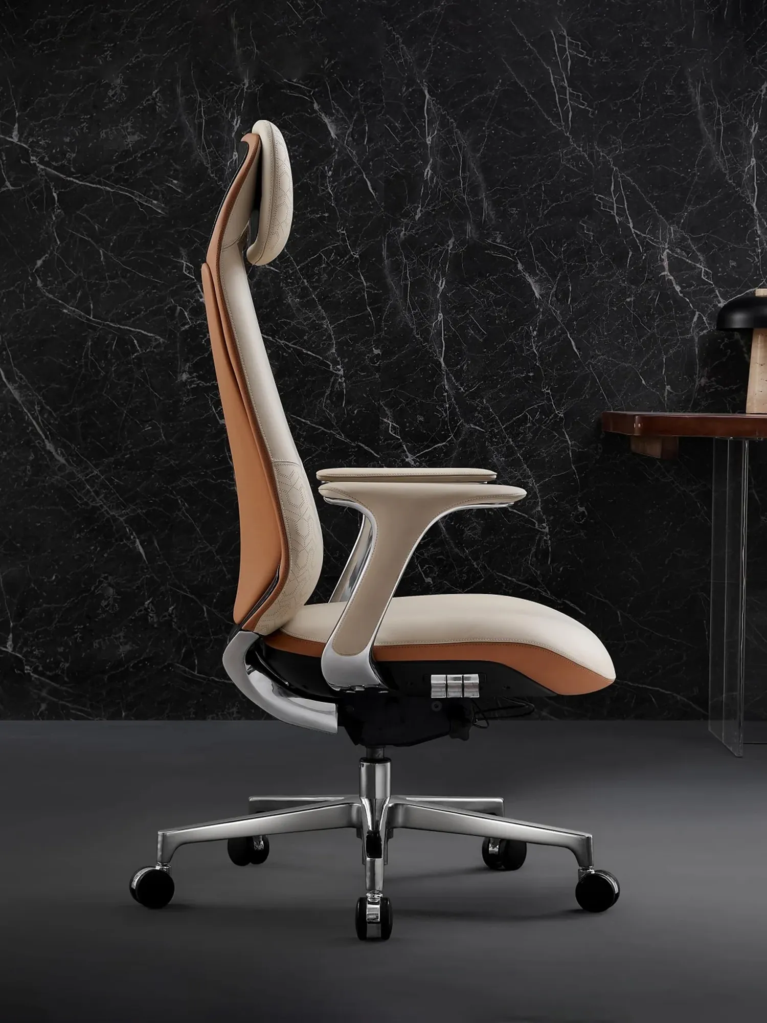 Neta Premium Leather Chair with Headrest - Image 5