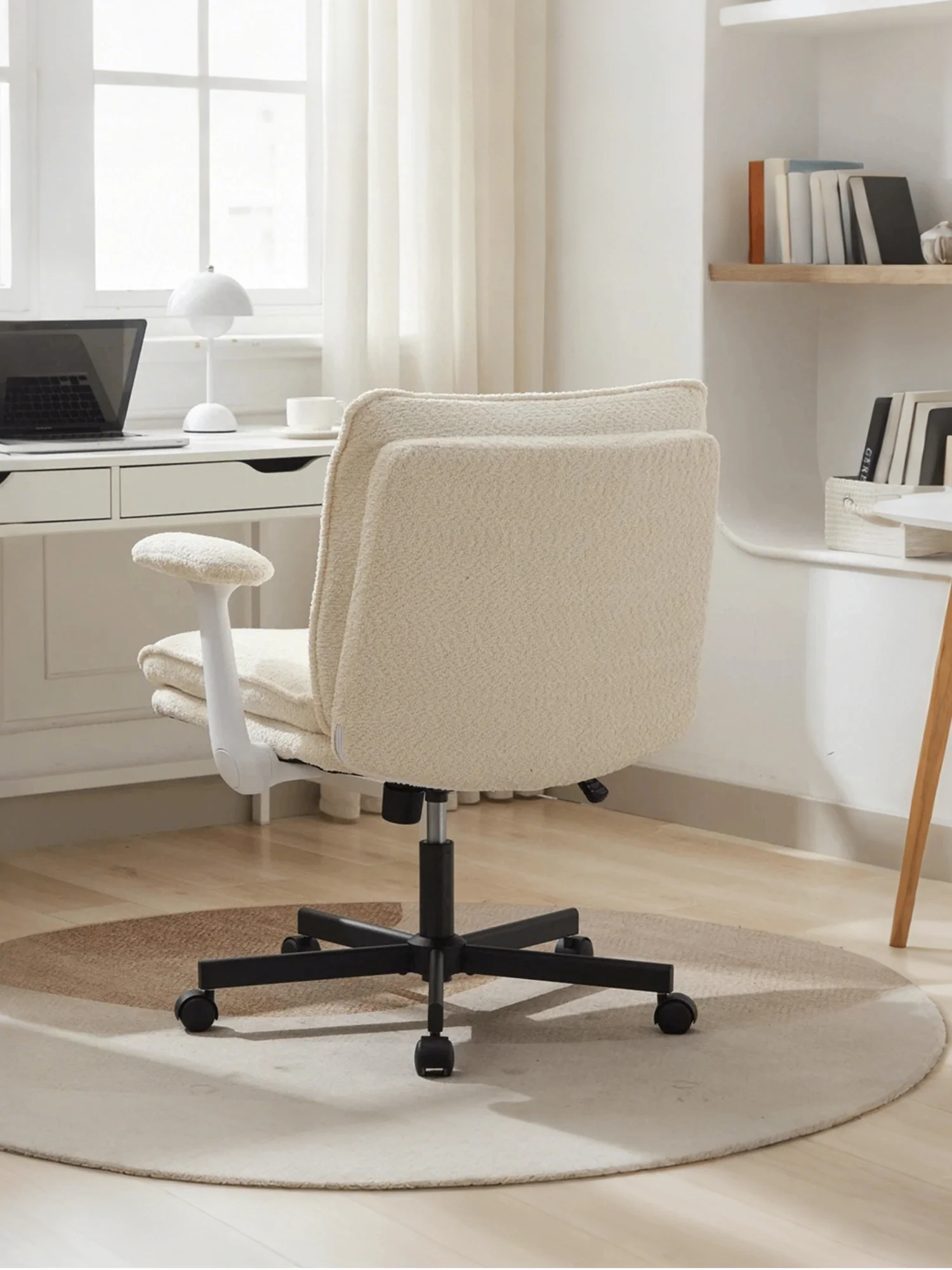 P3 Criss Cross Chair with Adjustable Armrests - Image 54